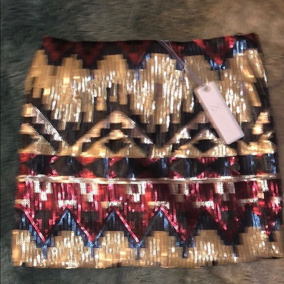 GF Collection Sequin Skirt - NWT Small Mini Skirt - Picture 4 of 5